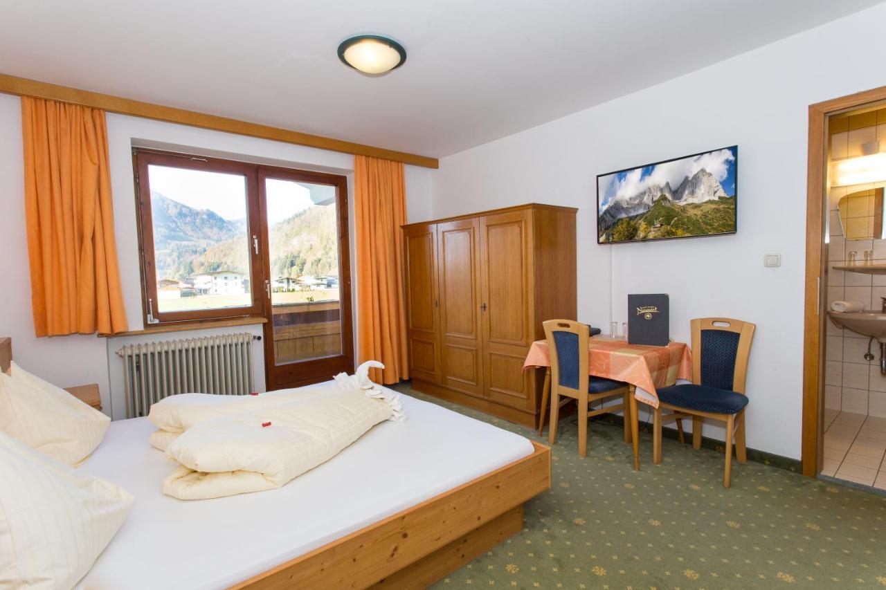 Hotel Neuwirt بوخن المظهر الخارجي الصورة